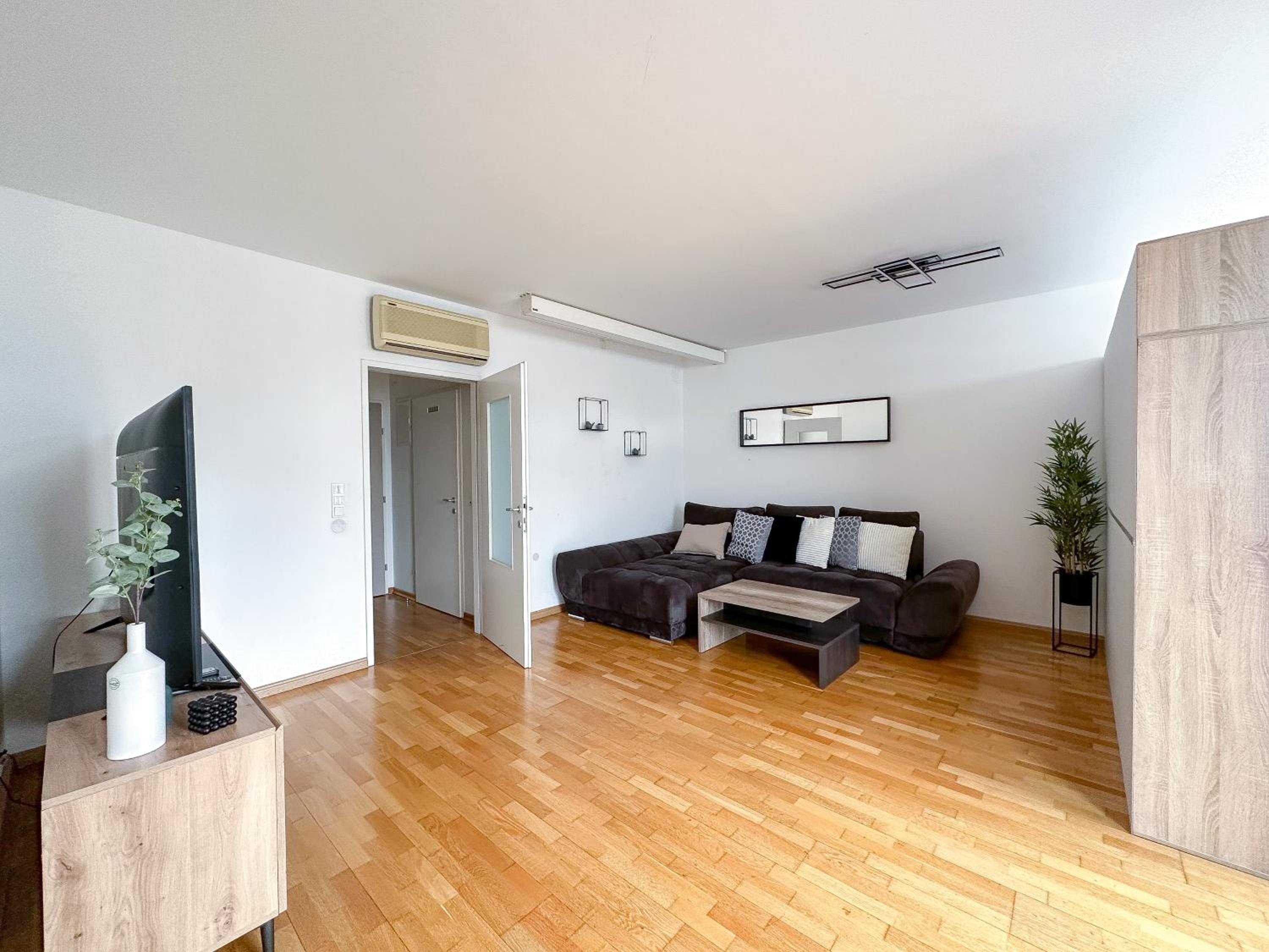 FeelHome-Prater-Ausblick-Terrasse-6 Gäste-WiFi-Smart TV