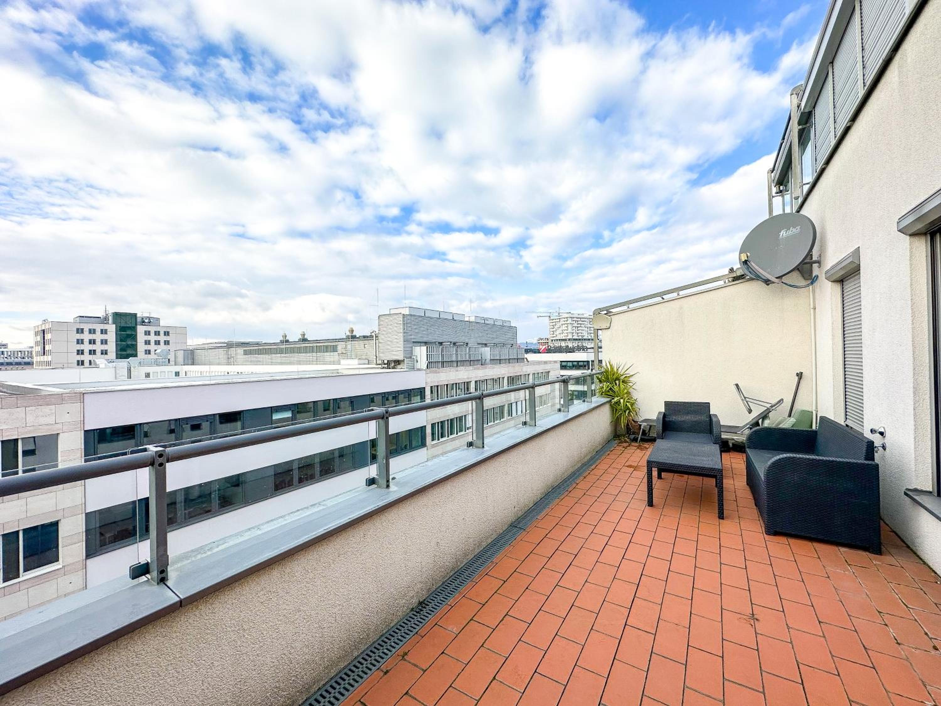 FeelHome-Prater-Ausblick-Terrasse-6 Gäste-WiFi-Smart TV
