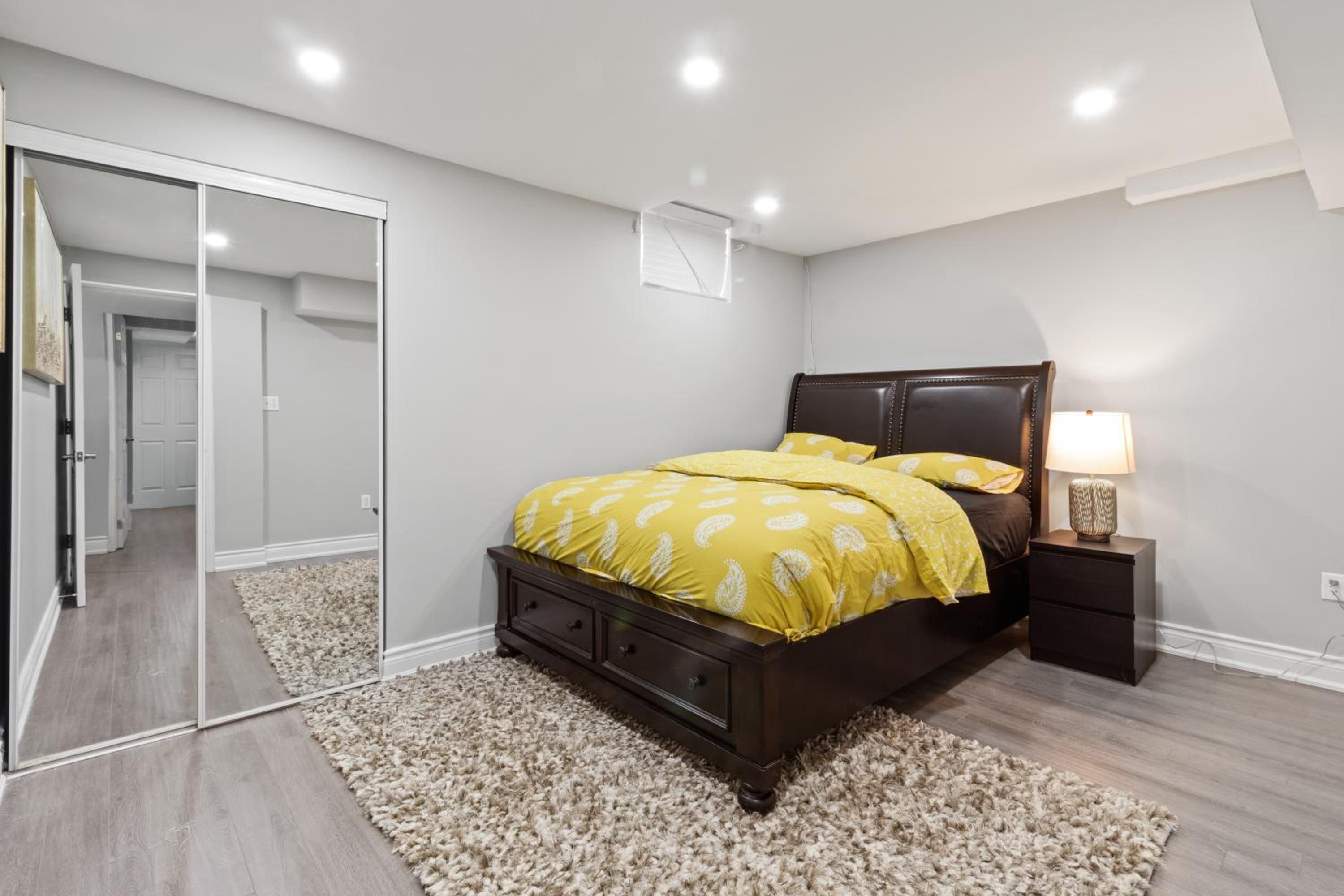 Luxurious and spacious 3 bedroom apartment