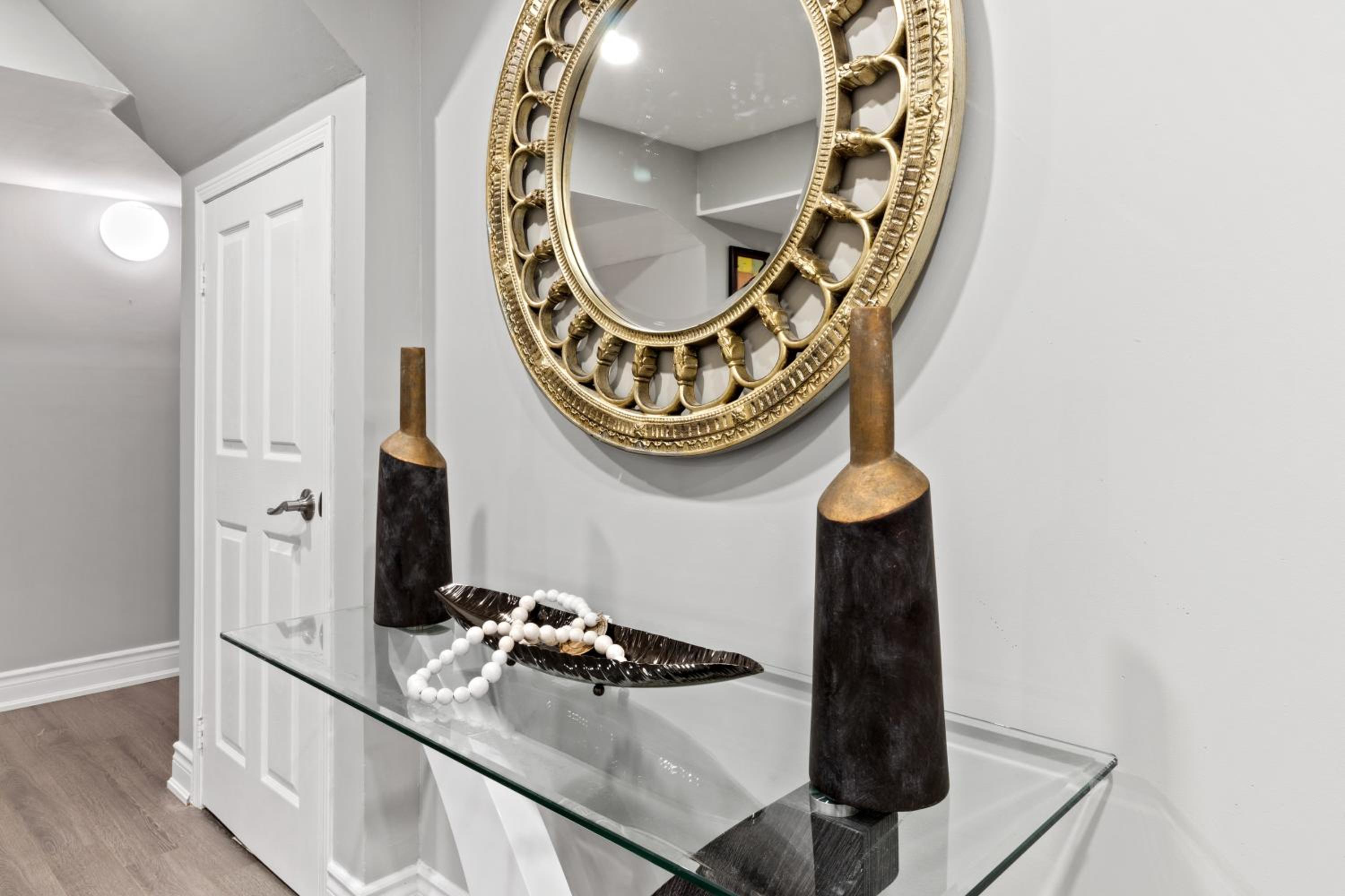 Luxurious and spacious 3 bedroom apartment