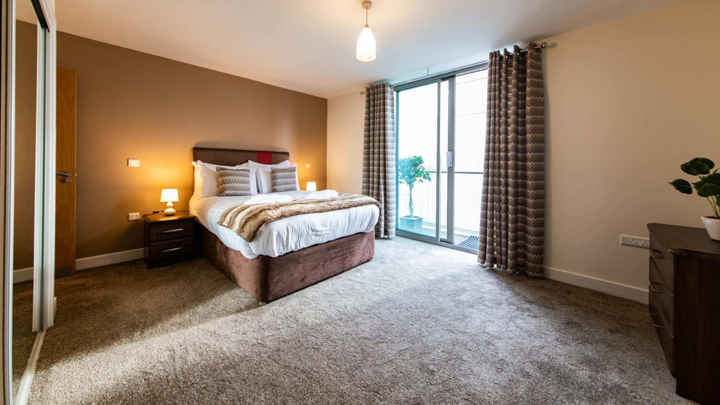 The Spires Serviced Apartments Birmingham view 5