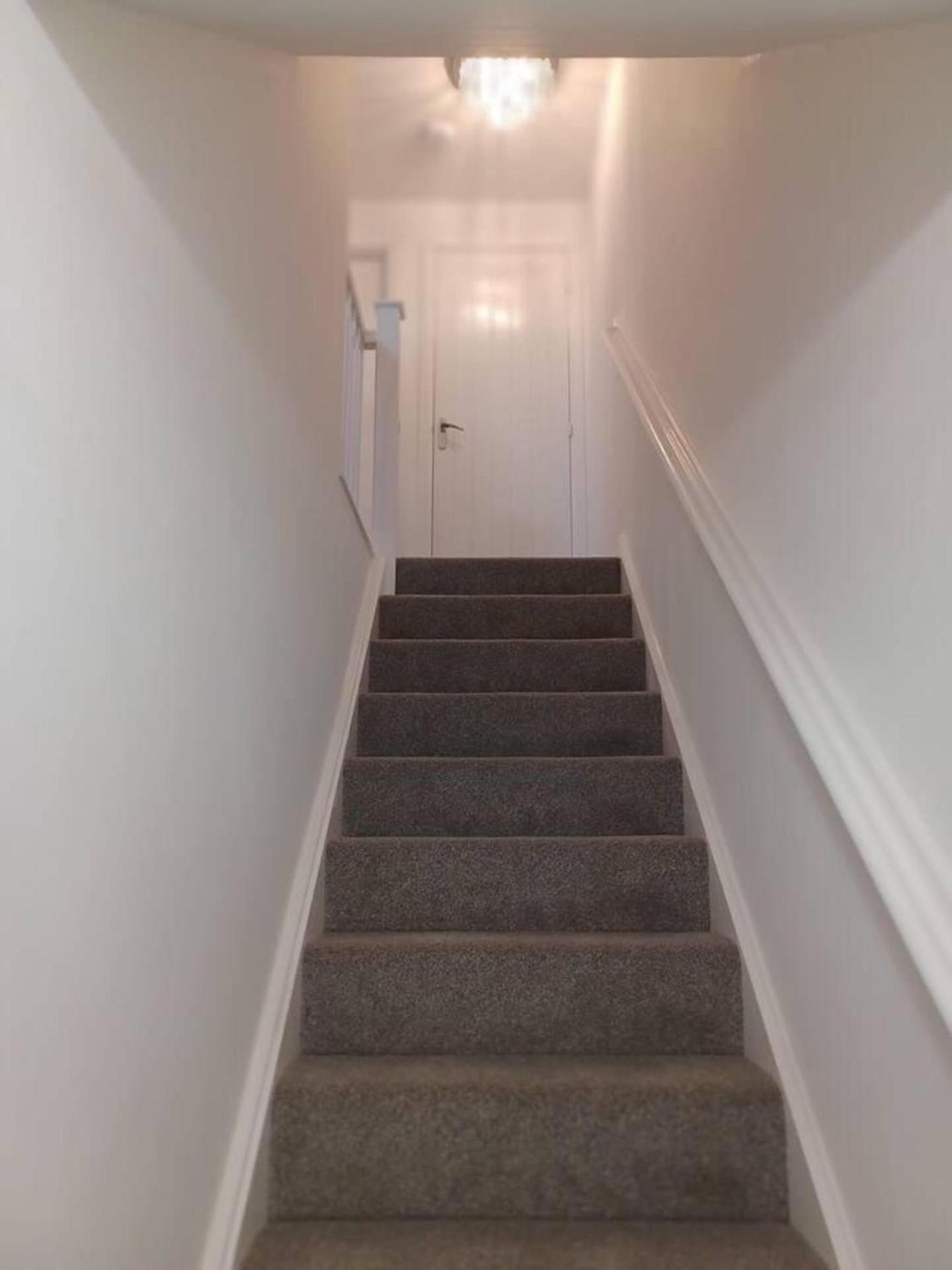 2 Bed House Sleeps 4 - Private Garden Parking