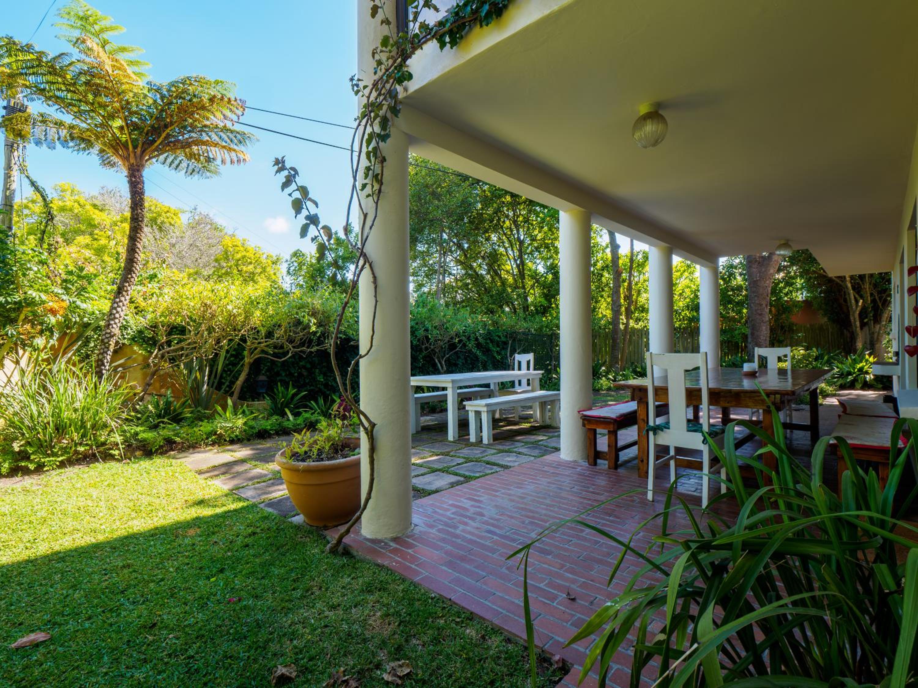 Peaceful Holiday Retreat view 4