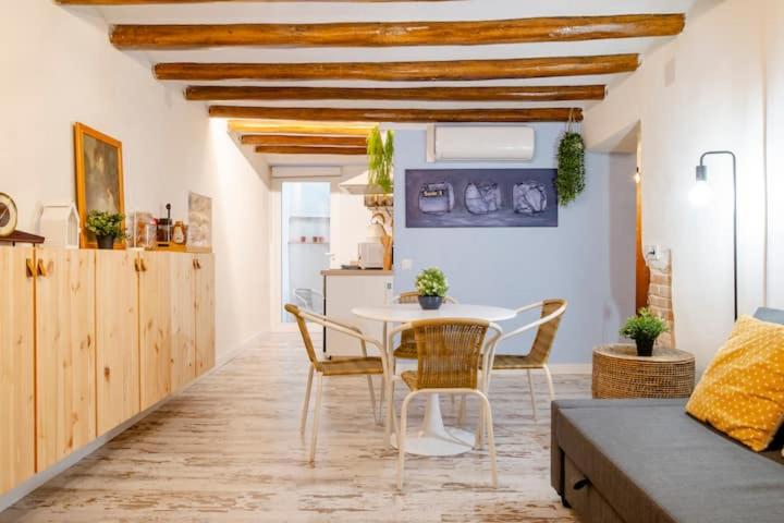 Petra apartments -Old City with terrace and barbecue- view 2