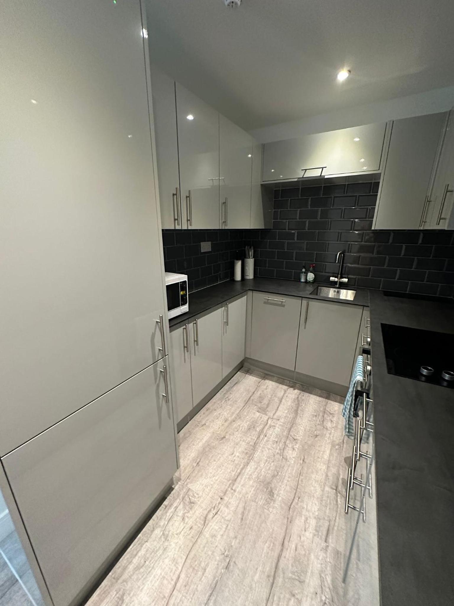 Modern Studio Flat near Highbury & Islington station