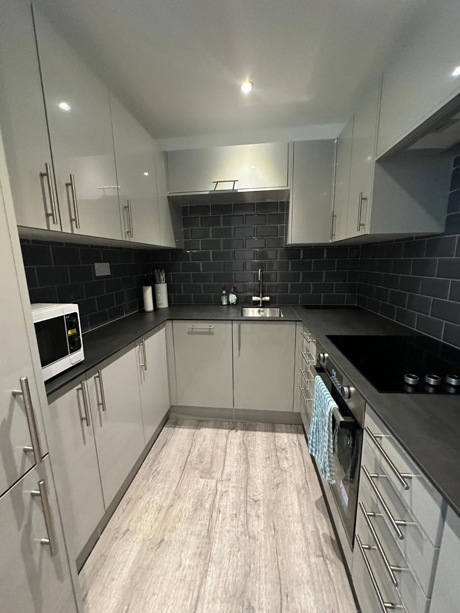 Modern Studio Flat near Highbury & Islington station