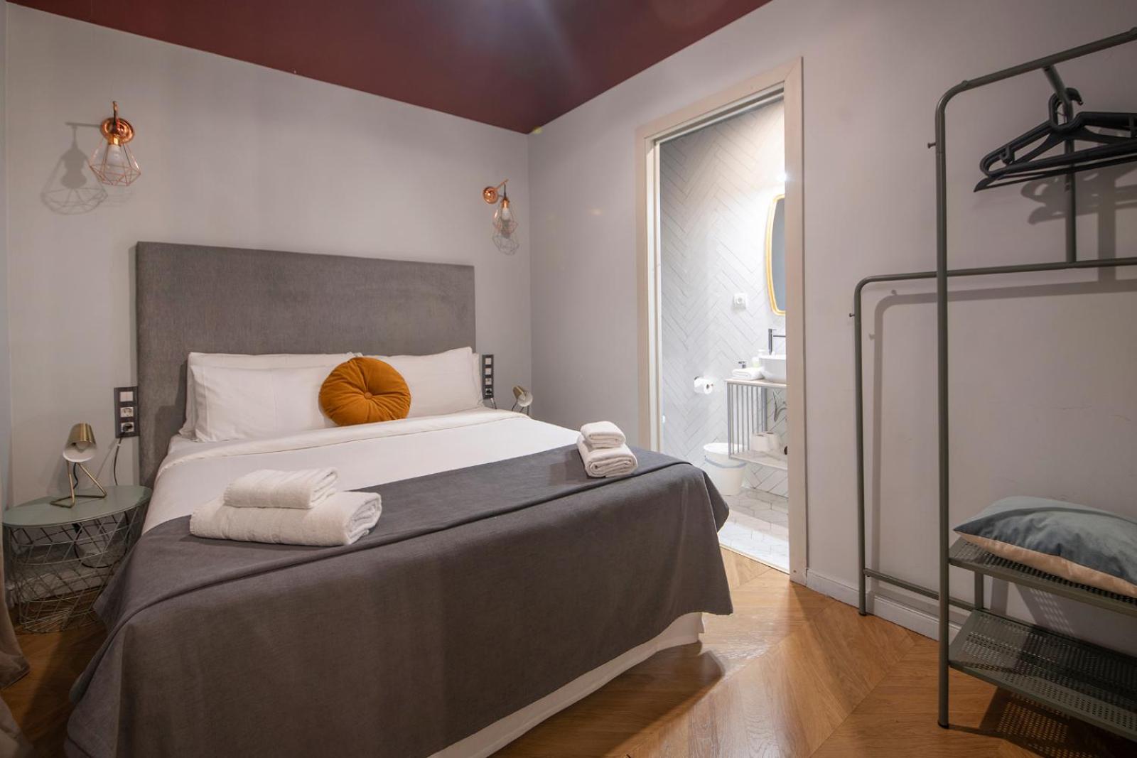 You Stylish City Center Apartments