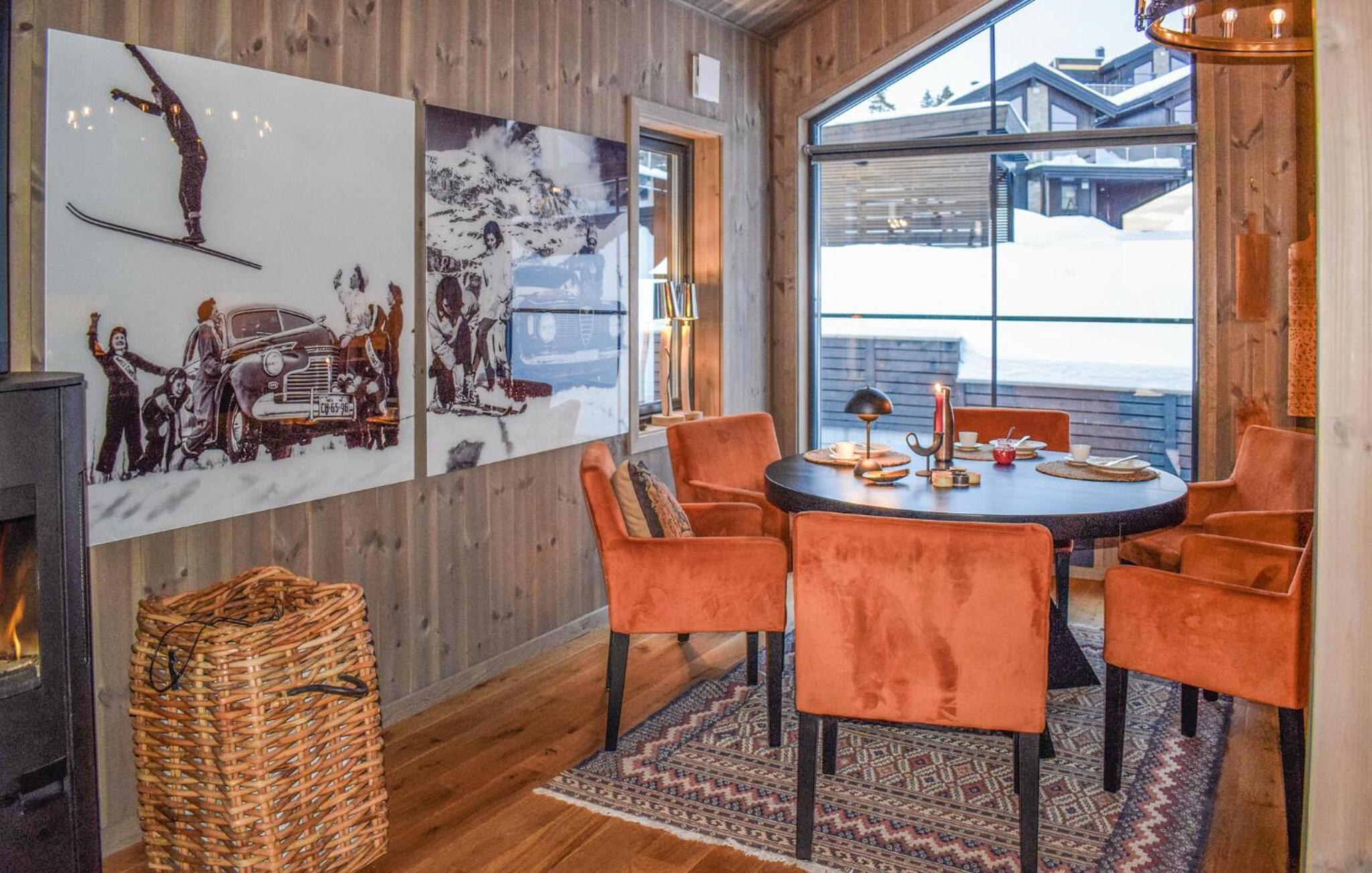 3 Bedroom Stunning Home In Noresund view 4