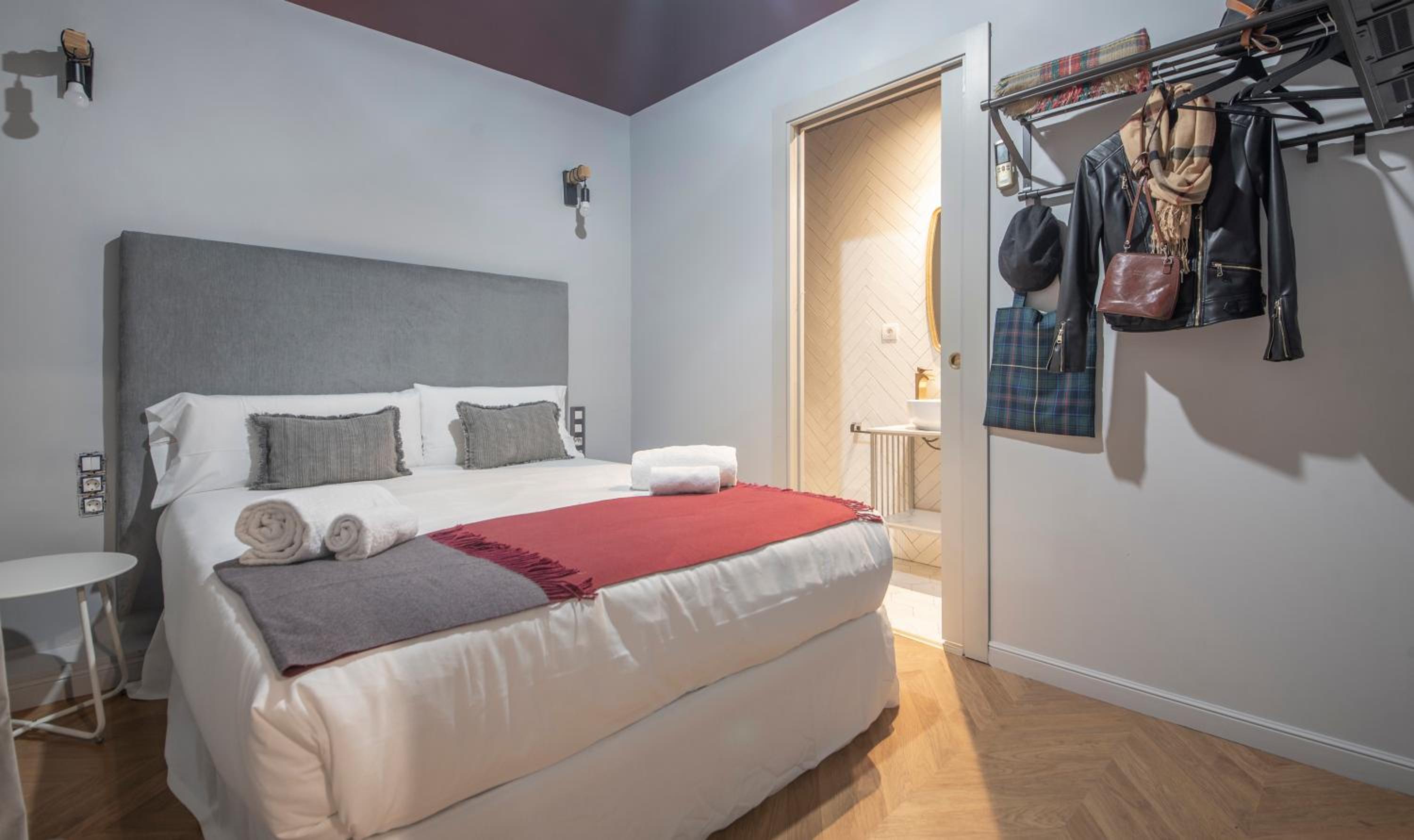 You Stylish City Center Apartments