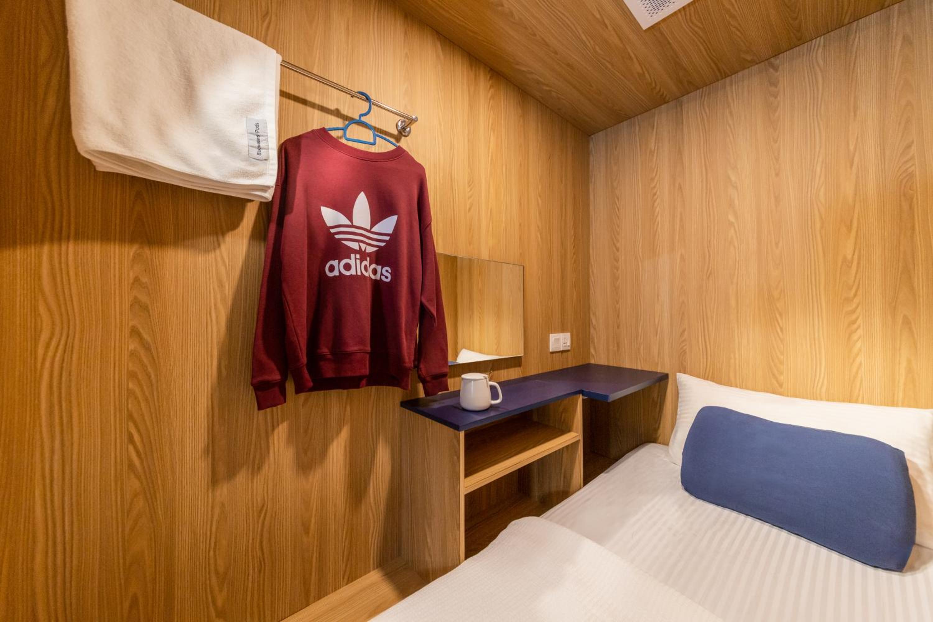 Bluewaters Pods 11 North Canal Road