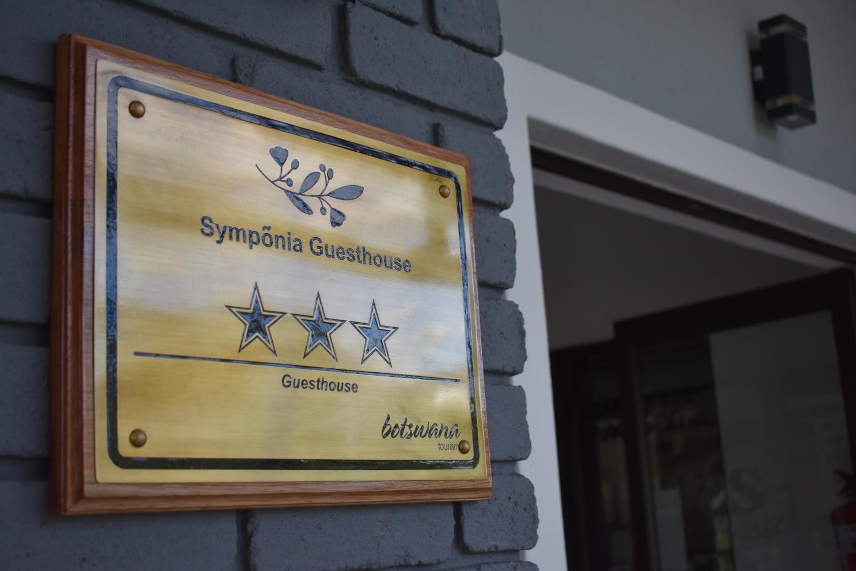Symponia Guesthouse