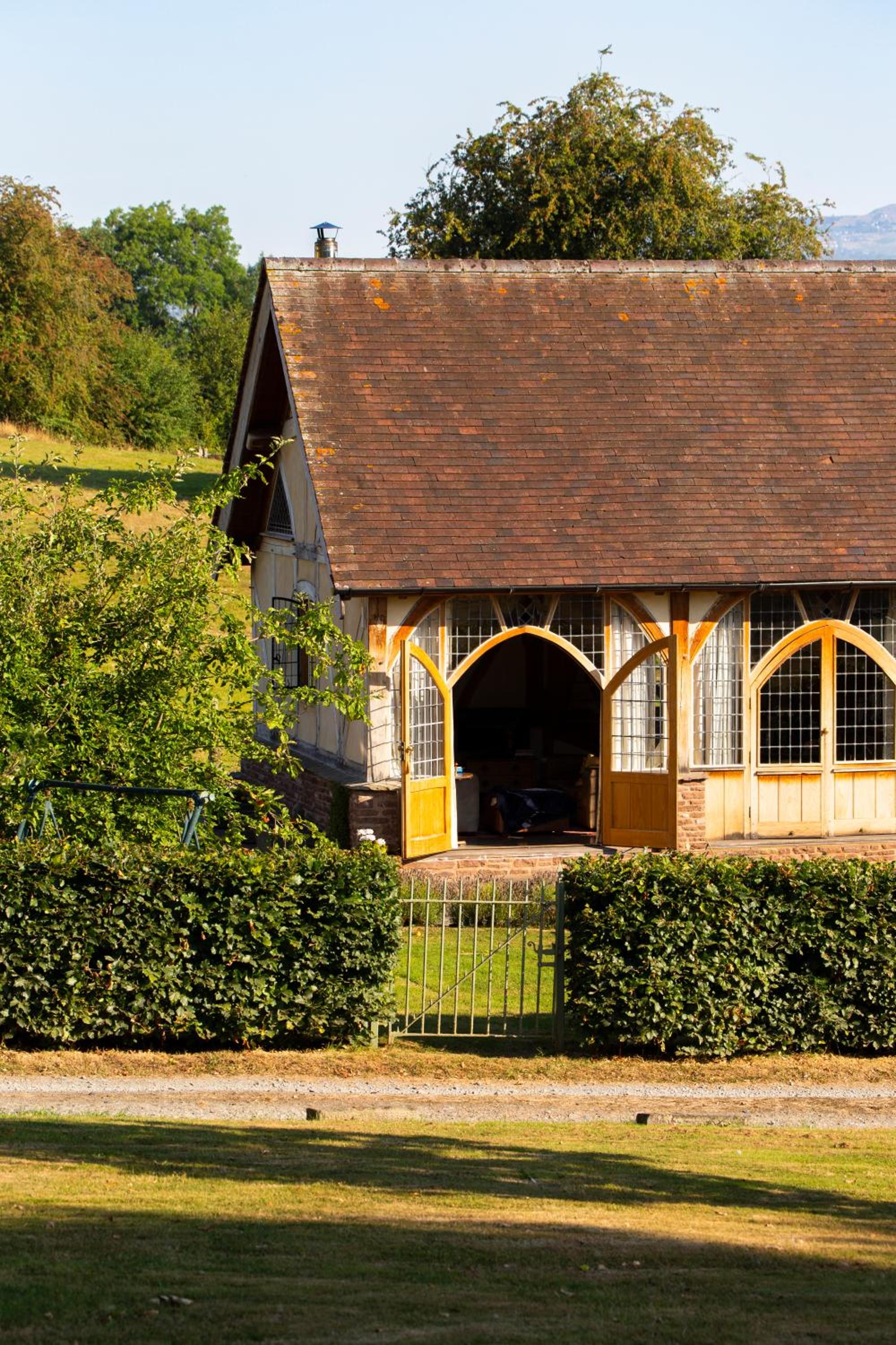 Ebony Cottage