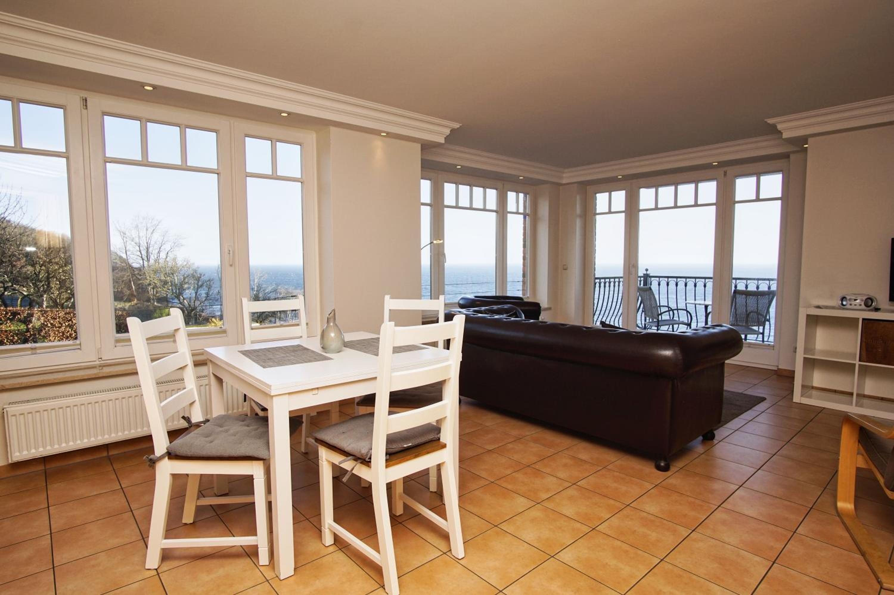 Ferienwohnung mit traumhaftem Meerblick - Haus am Meer FeWo 05