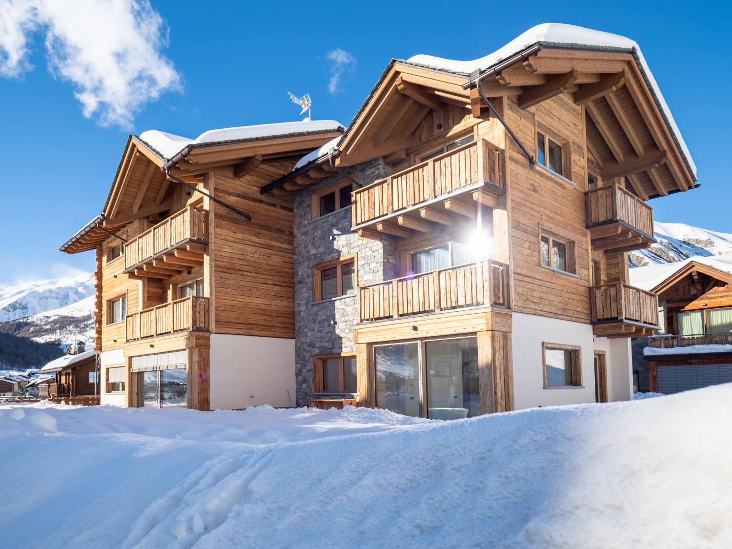 Deschana Lodge