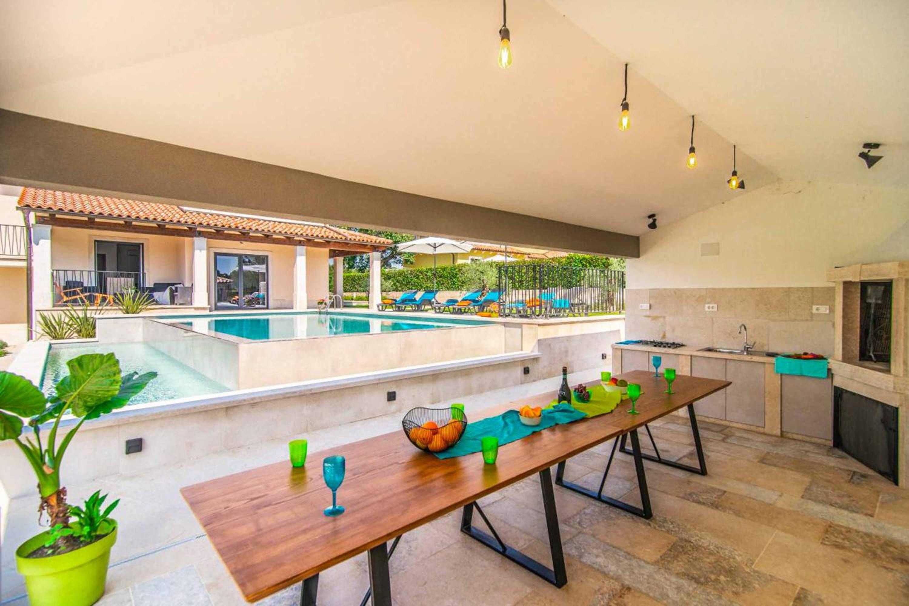 Villa Skylight