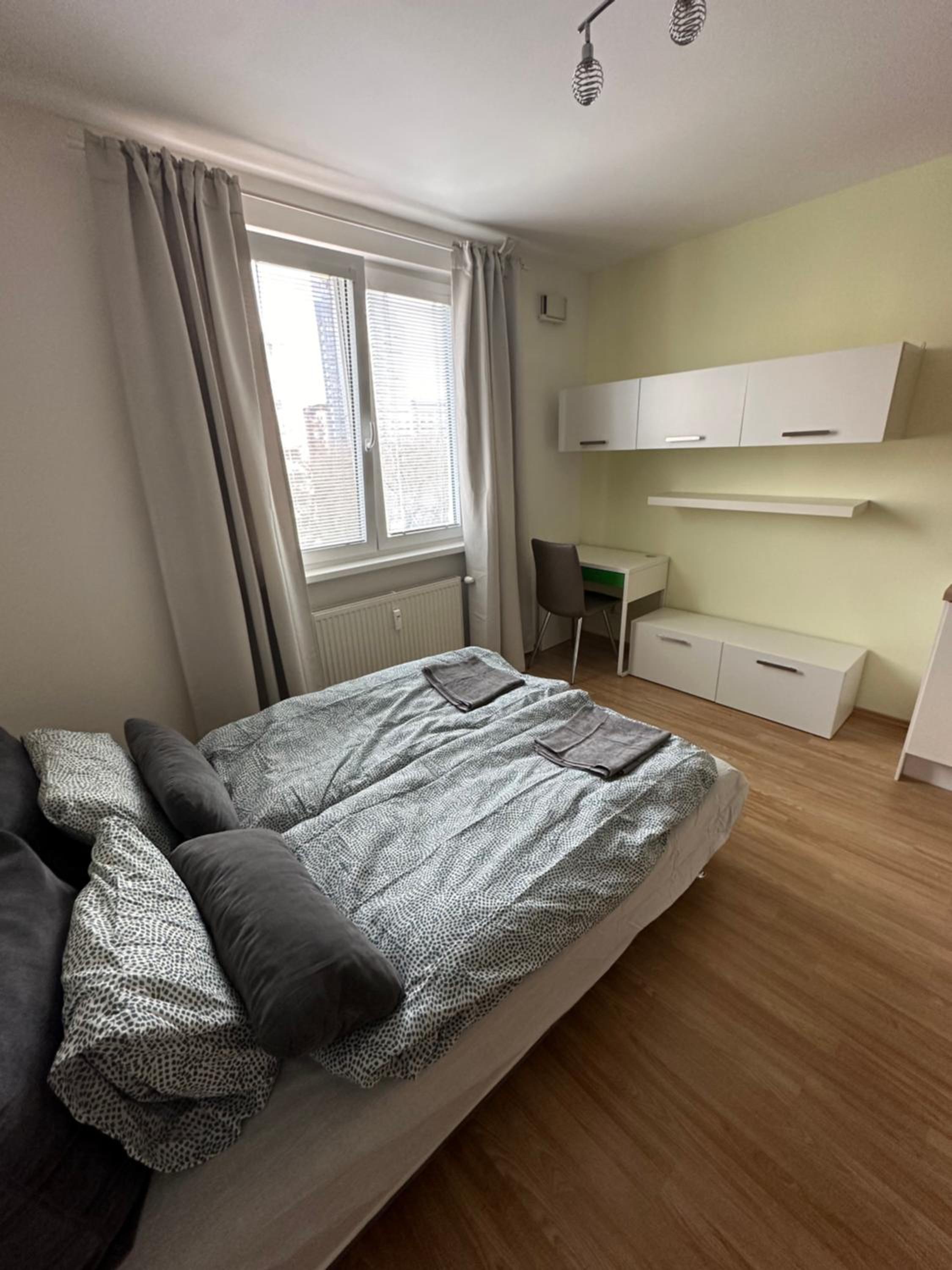 Private apartment 1km from center view 5