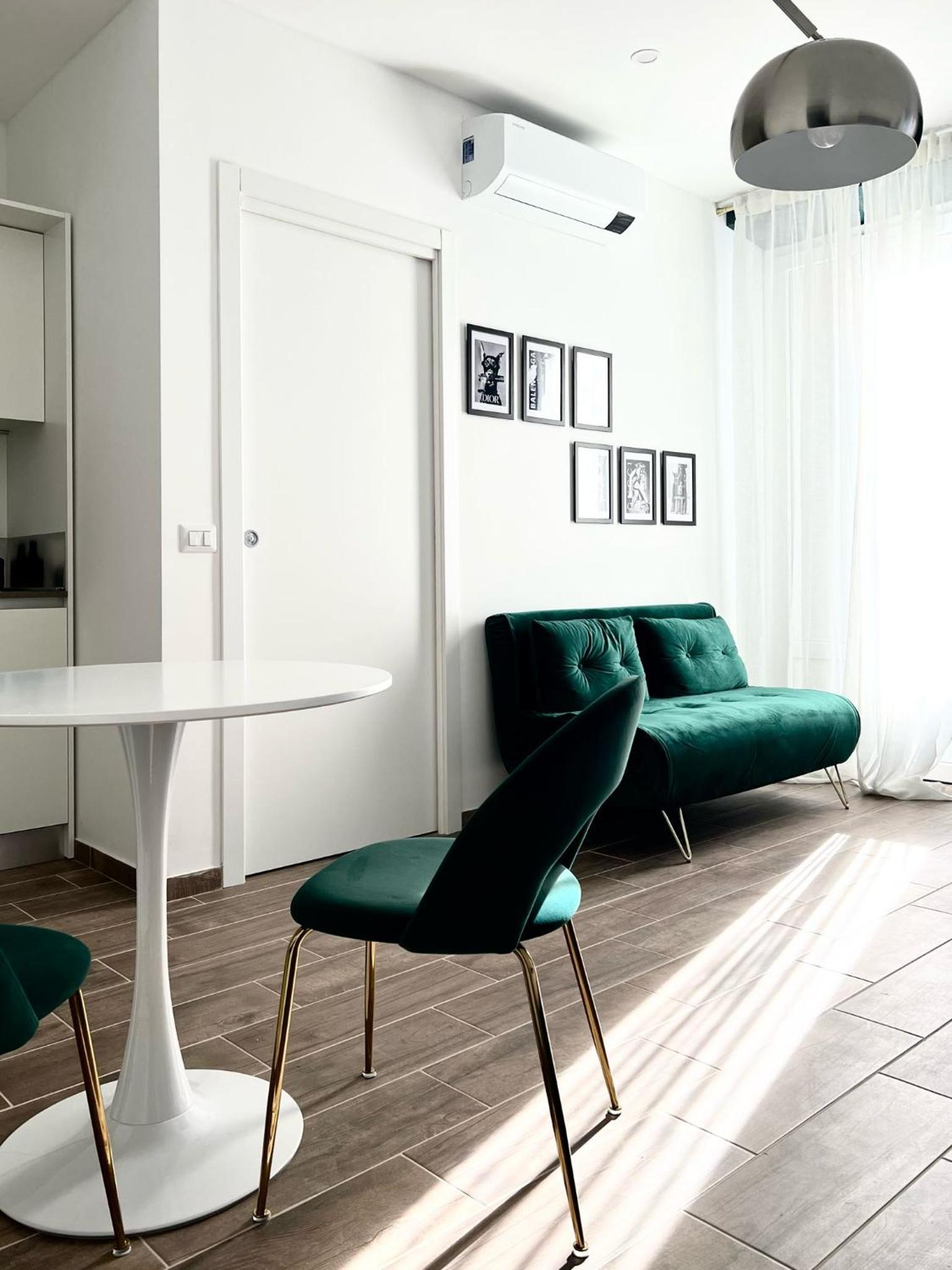 ComeCasa Stylish Studio -15 min walk to Duomo