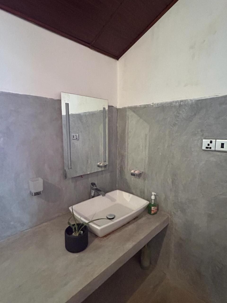 LOHAS Villa Hiriketiya view 5