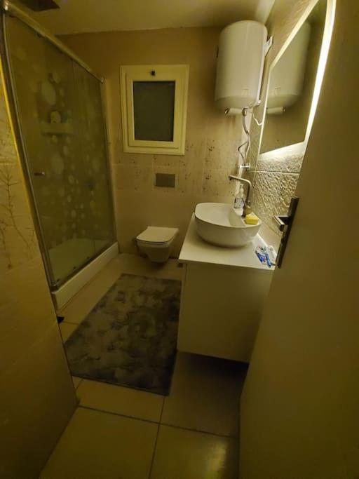 Stylish 3 bedroom apartment close to the Pyramids and Grand Egyptian Museum