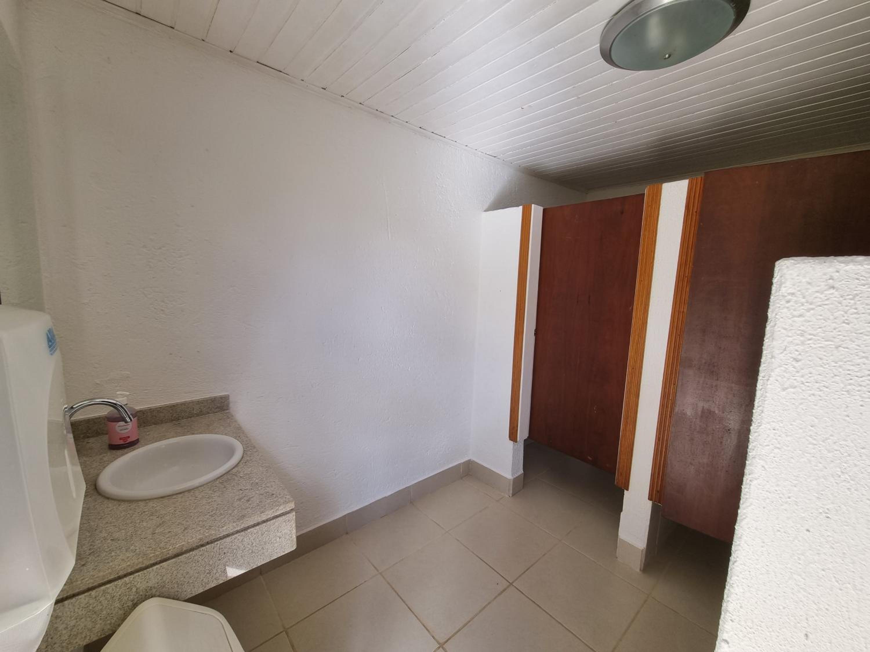 Fazenda Itamirim - Chácara para alugar com piscina, campo de futebol, churrasqueira e salão de festas - Próximo a São José dos Campos e ao Mobai Bike