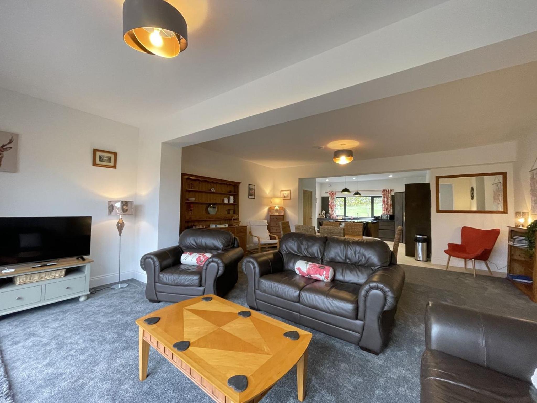 Langrigg Cottage HOT TUB HIRE AVAILABLE