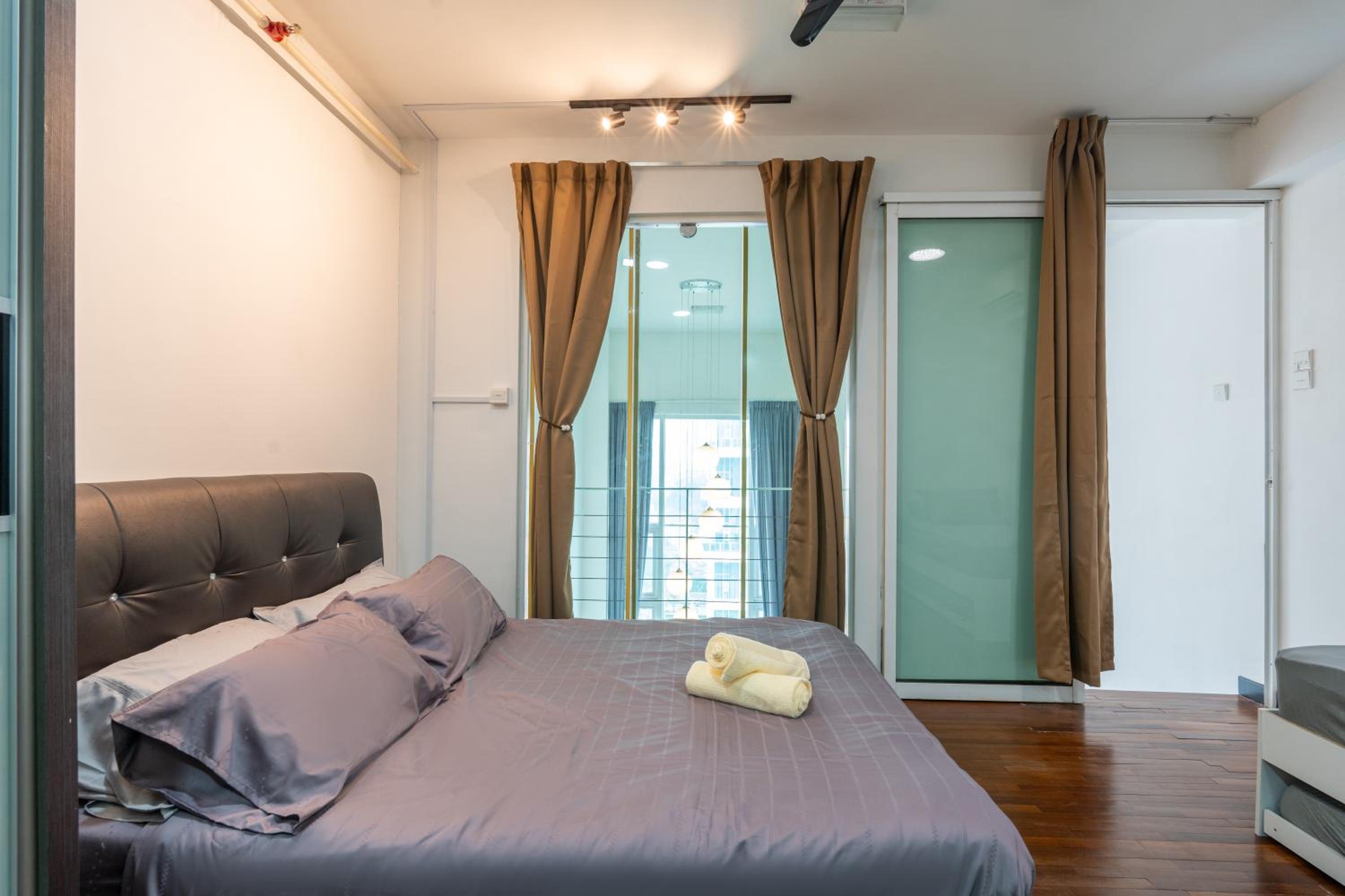 UrbanHaven Hideaway 3 km to MidValley