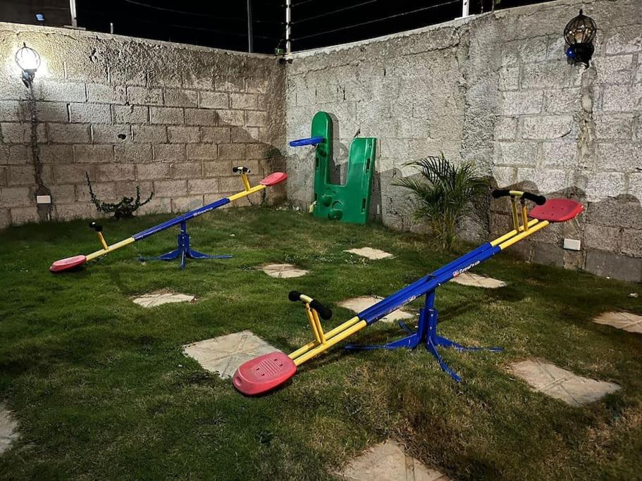Villa Familiar con Piscina cerca Av Ecológica