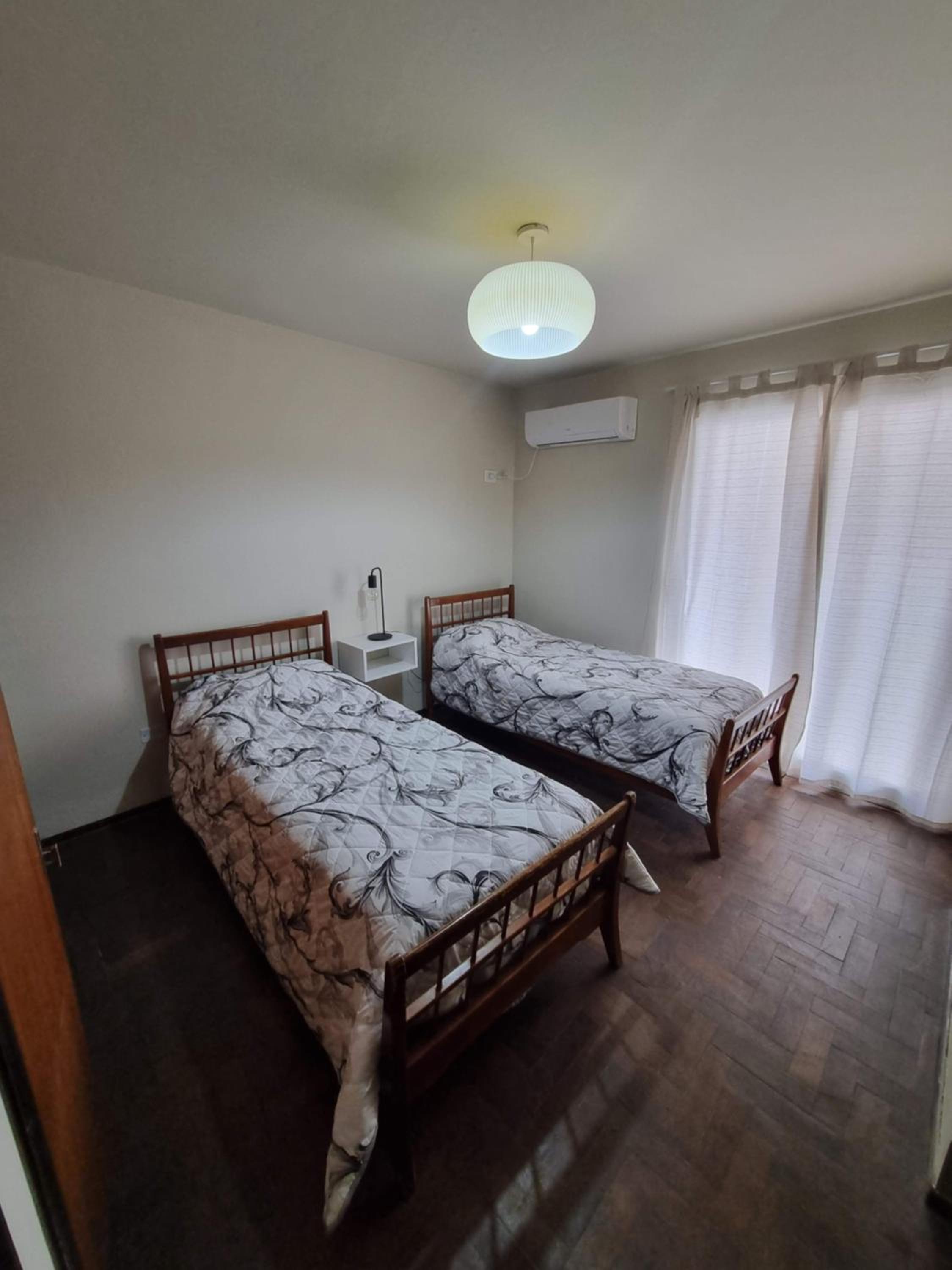 HERMOSO - CATEGORIA Departamento 90 m2 CENTRO con COCHERA opcional