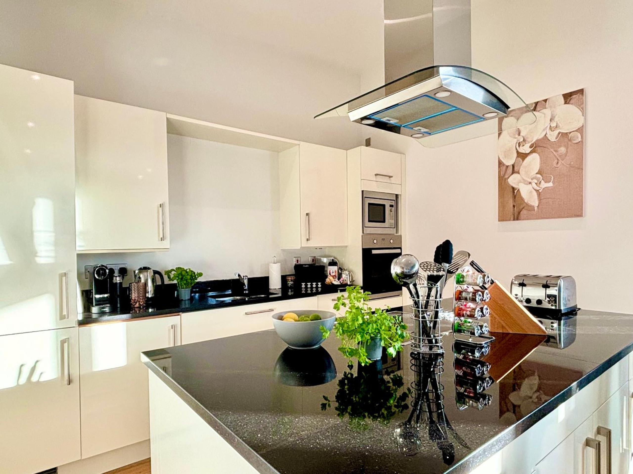 Your Space Apartments - The Hamilton's view 5