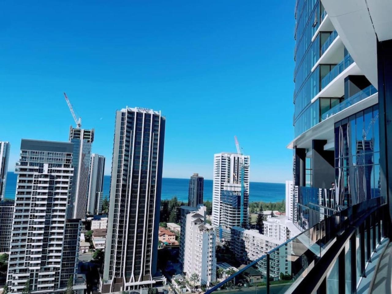 Ocean and River View Luxury 2BD Apt with Prime Location