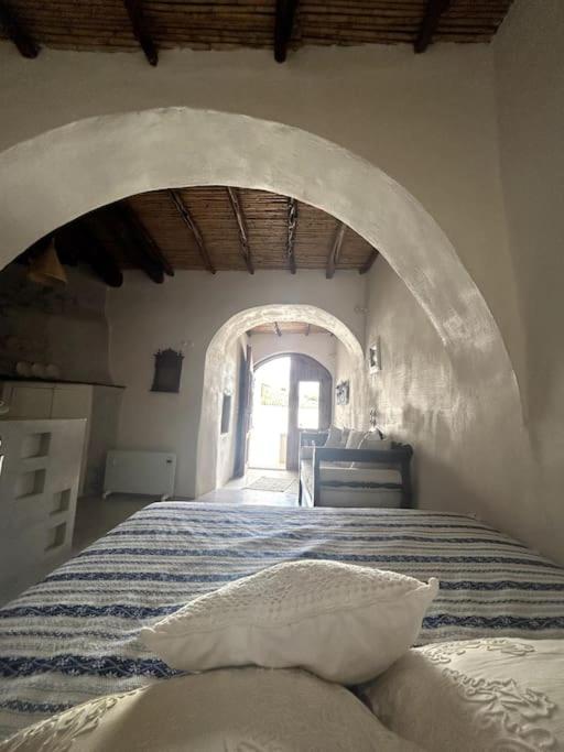 Abella Cave, Kythnos view 4