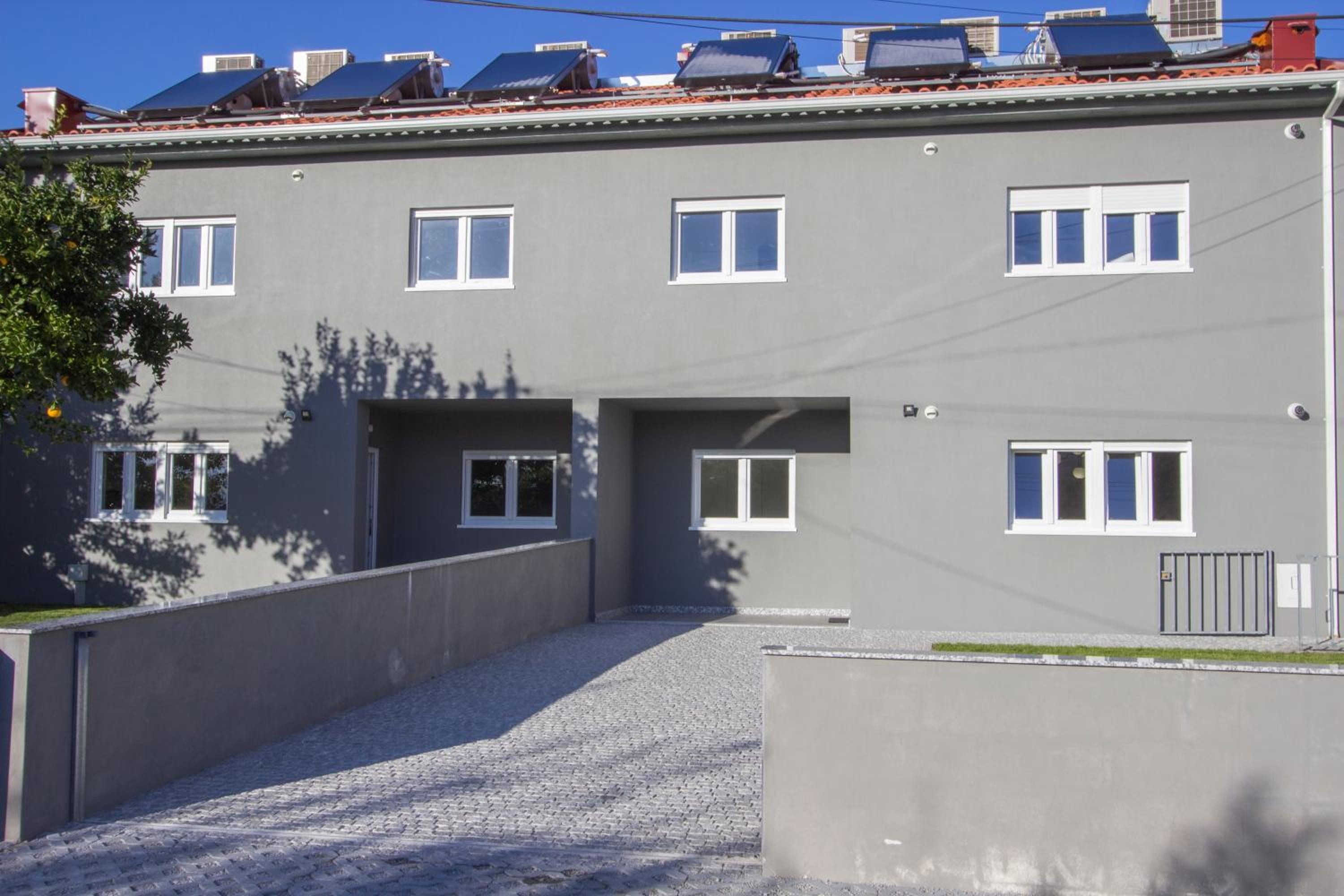 Casas Mesão Frio by Guestify view 2