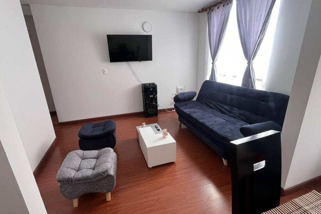 Apto cómodo en conjunto 1 piso parqueadero