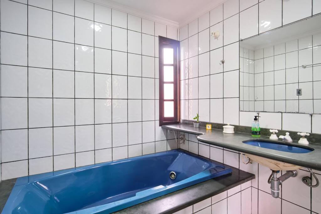 Casa linda em condomínio fechado