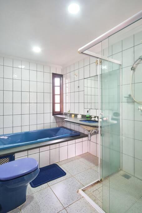 Casa linda em condomínio fechado