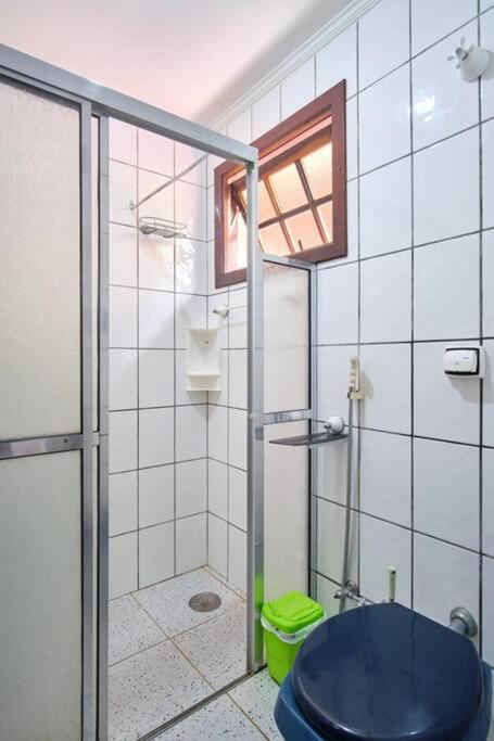 Casa linda em condomínio fechado