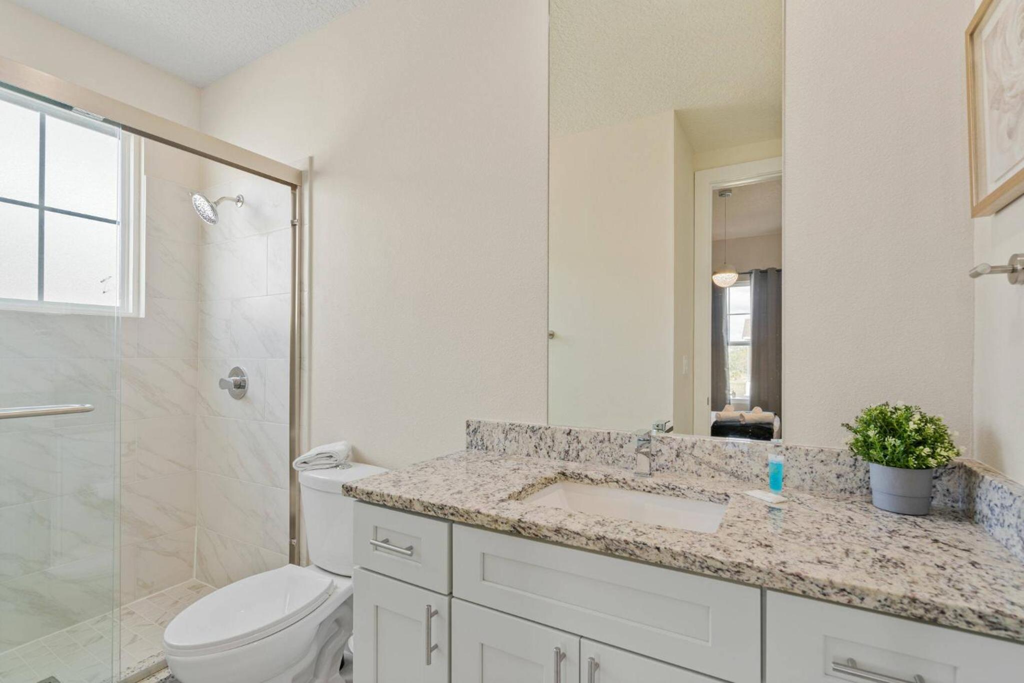 Wonderful towhouse very close to Disney