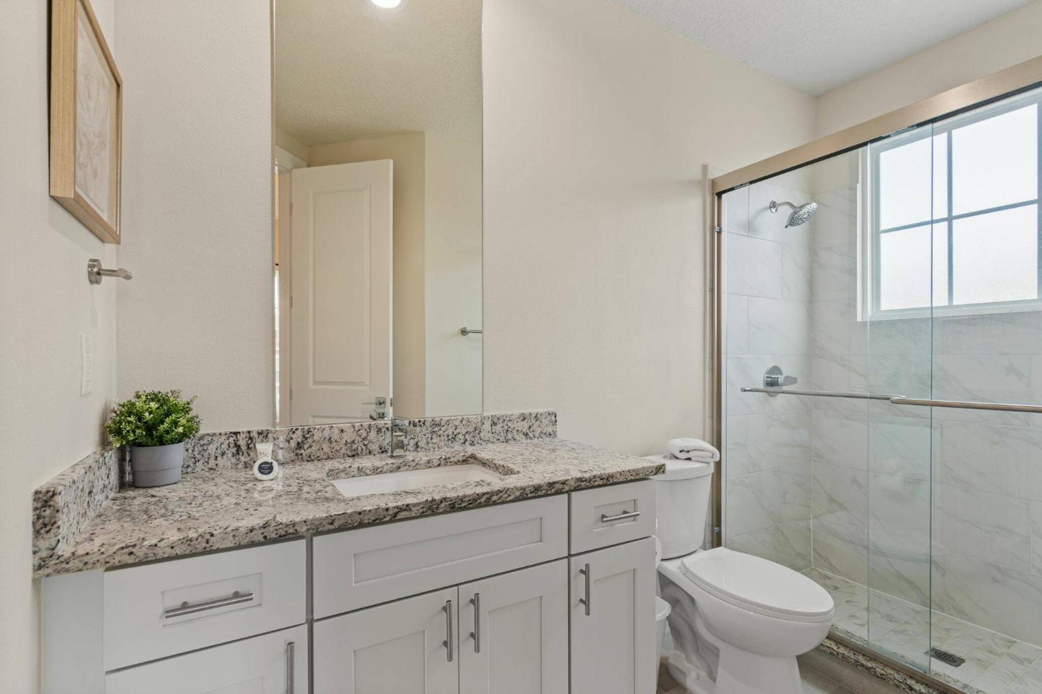Wonderful towhouse very close to Disney
