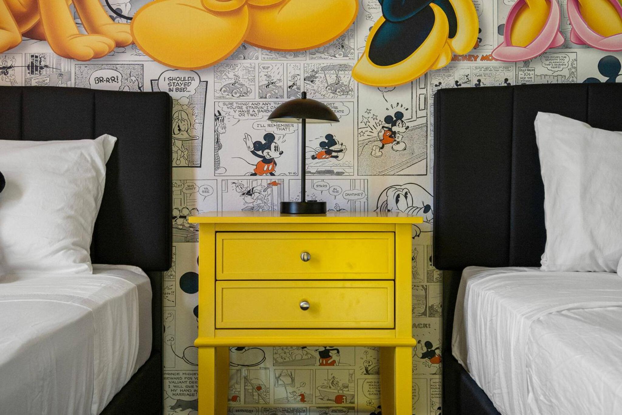 Wonderful towhouse very close to Disney