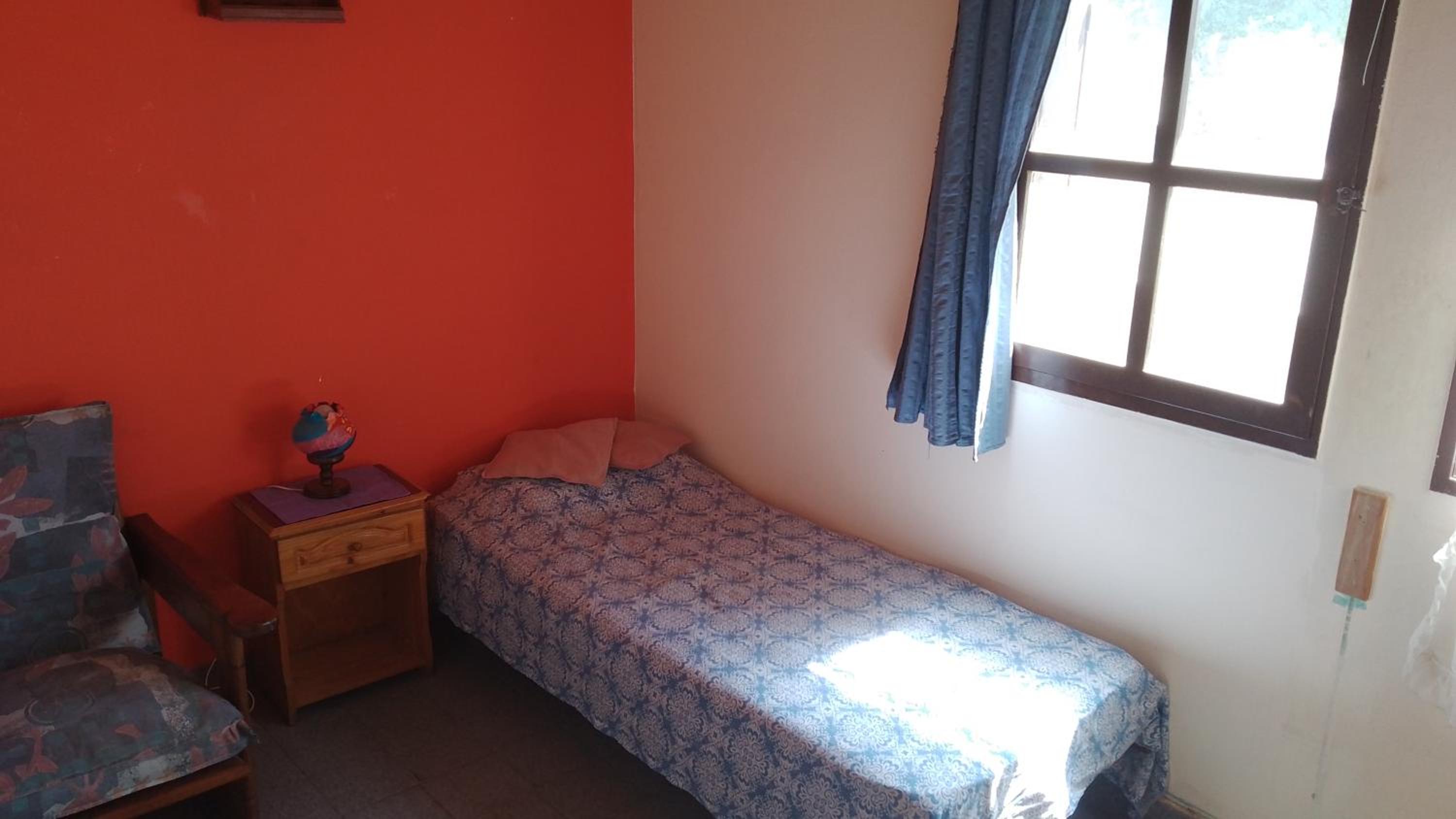 Habitación temporal. Casa de familia