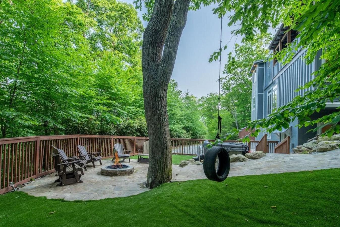 Hillside Hideaway- Container Home in Blowing Rock (4 miles from Appalachian Ski Mountain) view 2