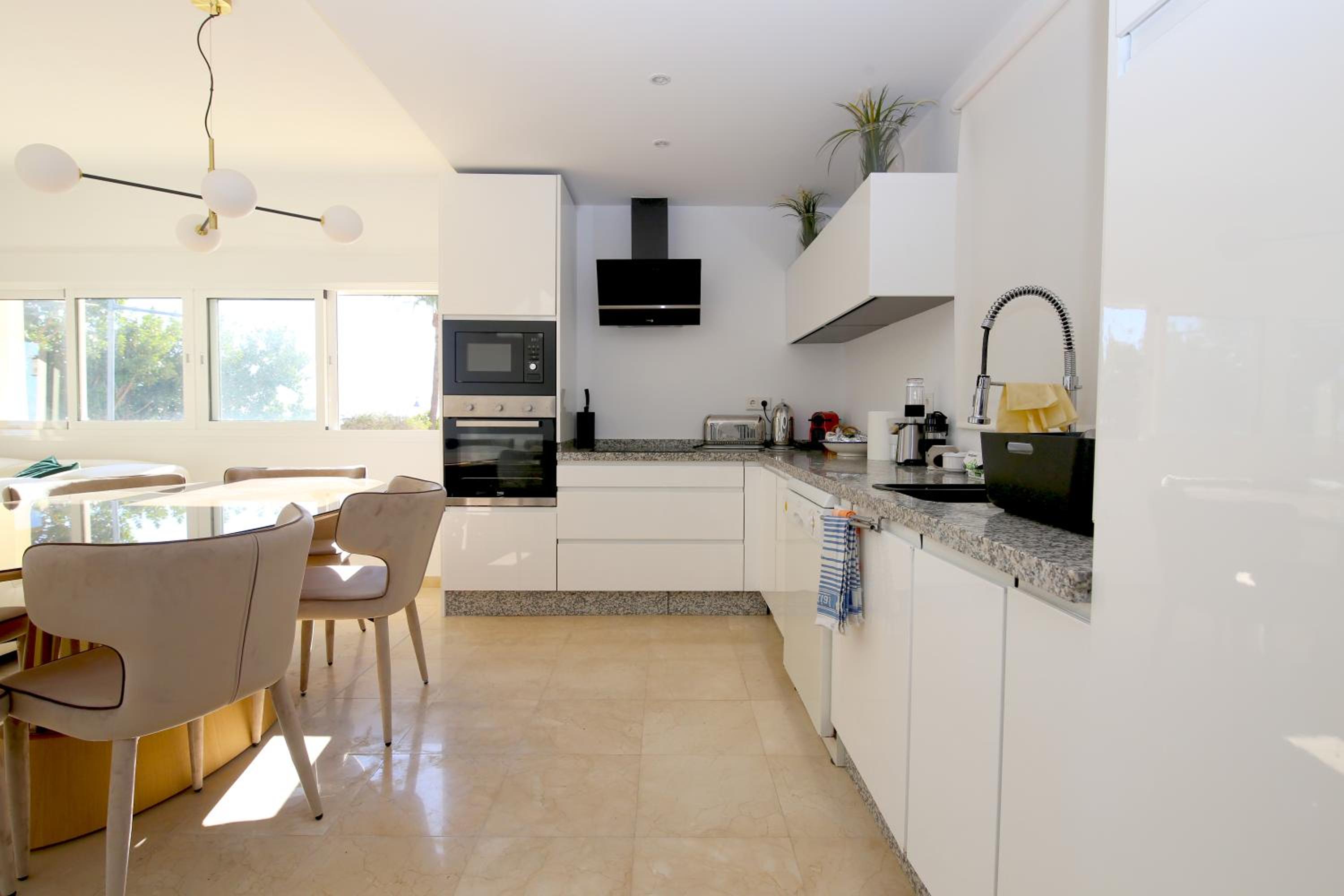 Estepona Port Apartment AISHA