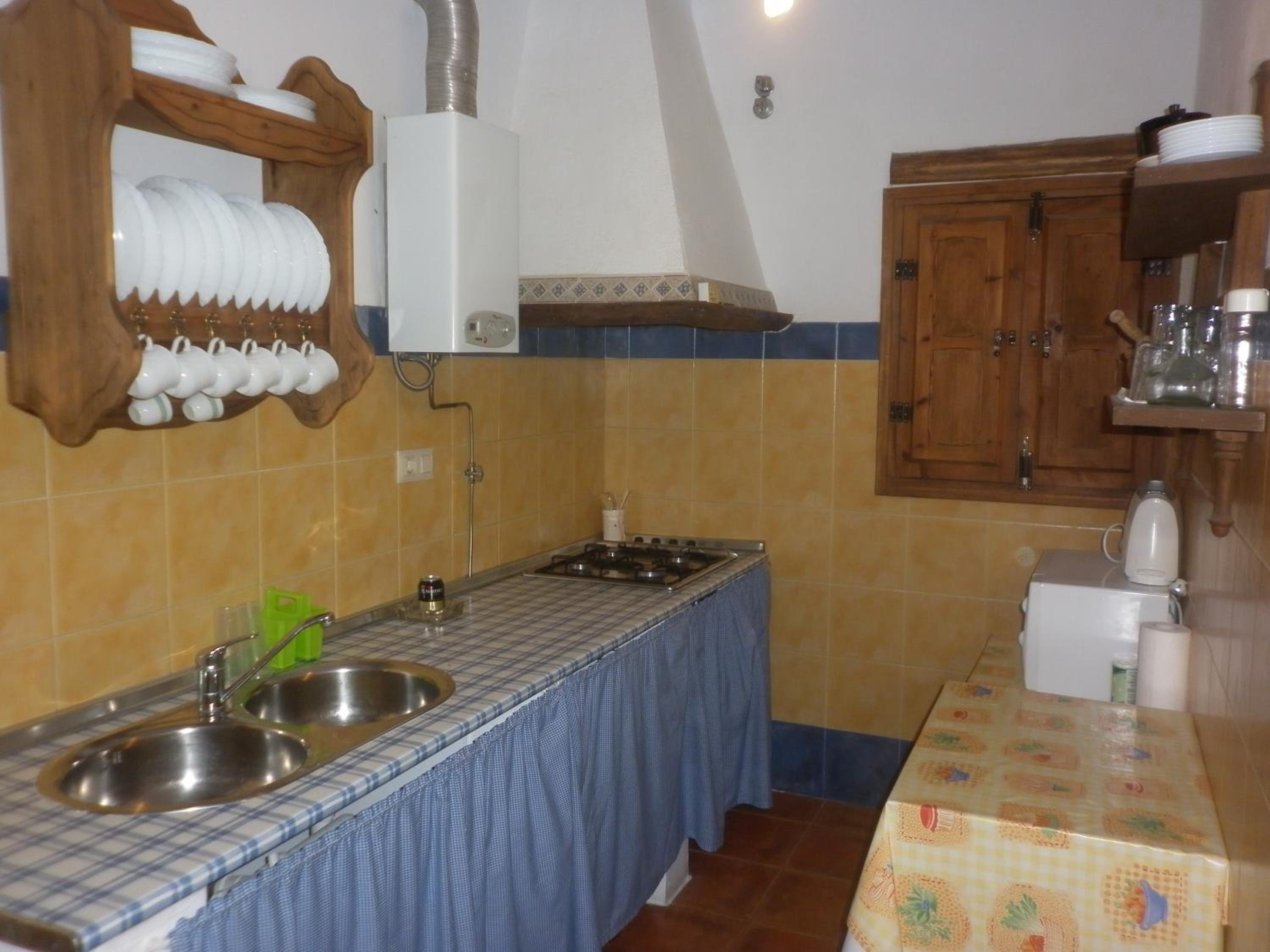 Casa Cueva Rural LA TEJA 8