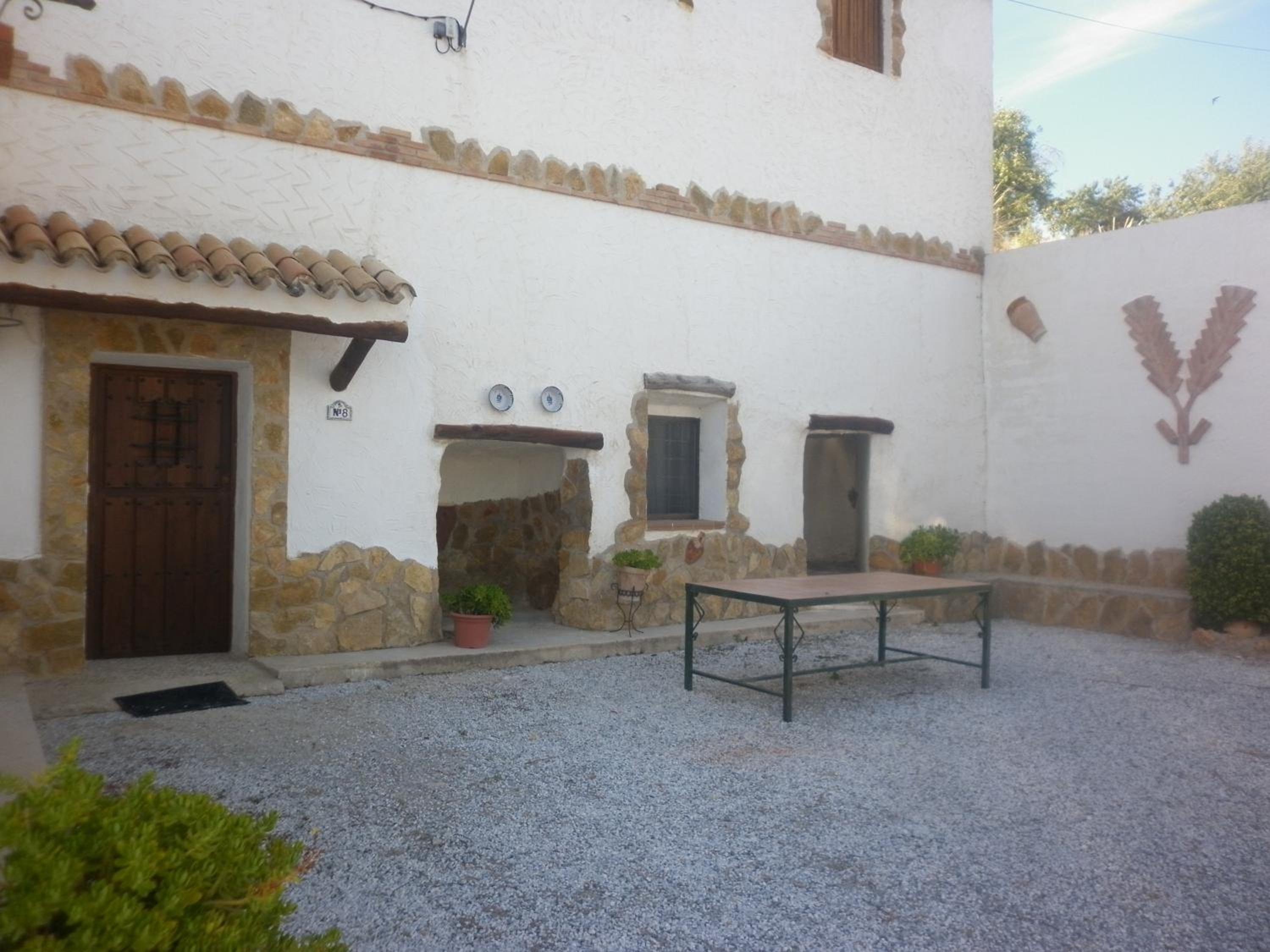 Casa Cueva Rural LA TEJA 8