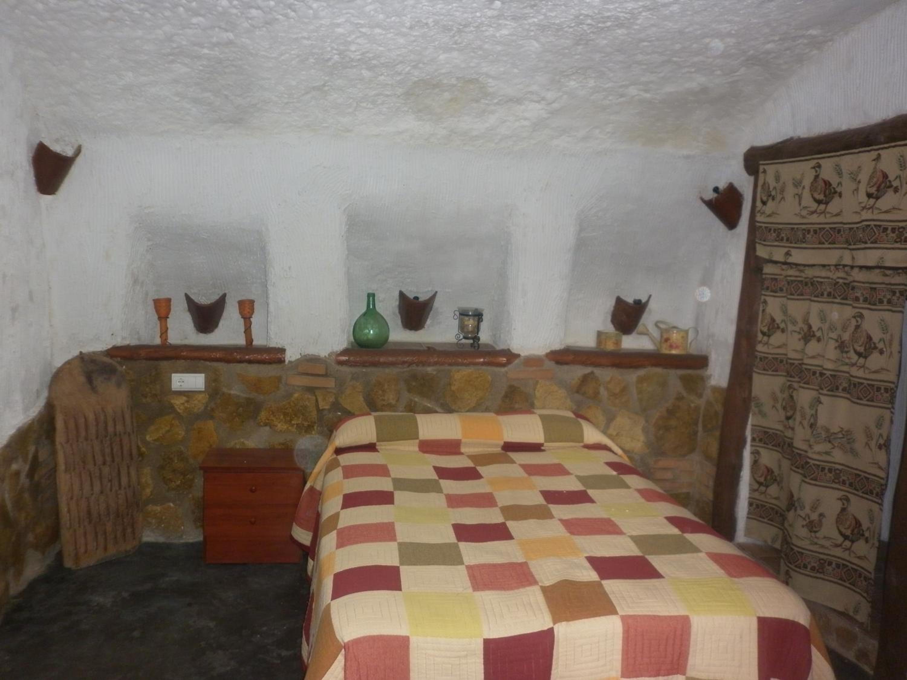 Casa Cueva Rural LA TEJA 8