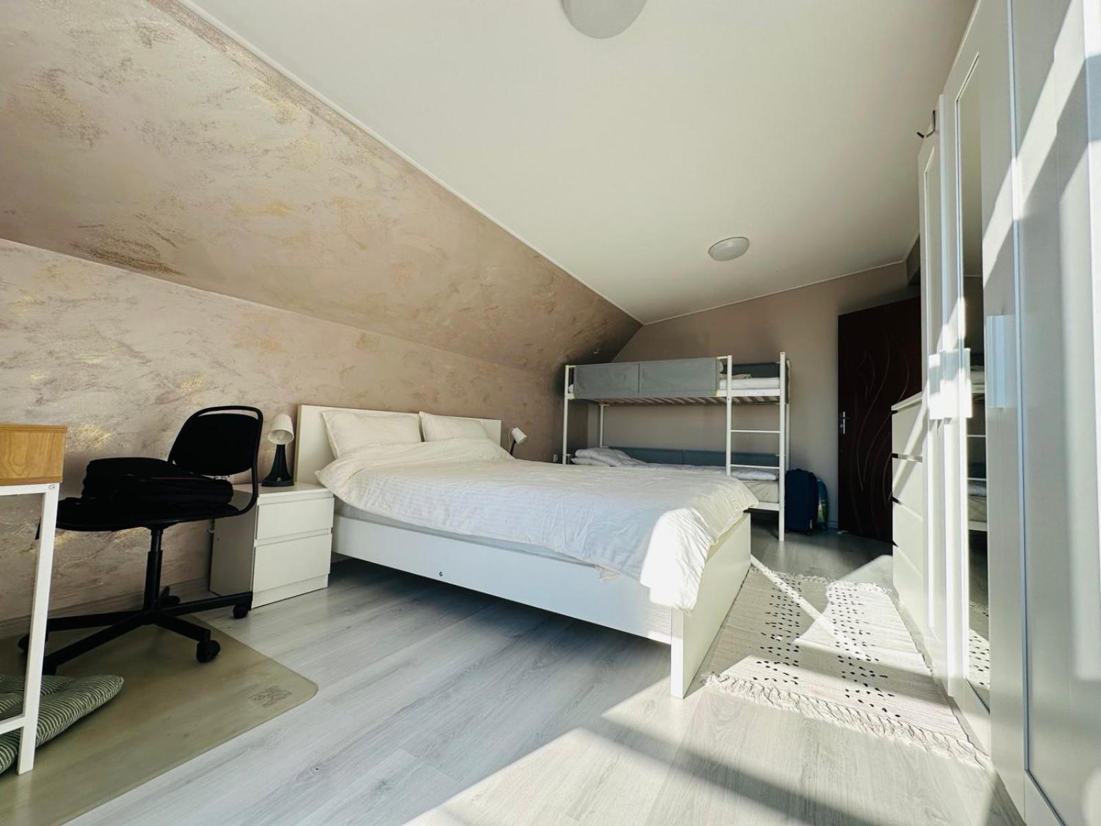 Sky Hills Apartment