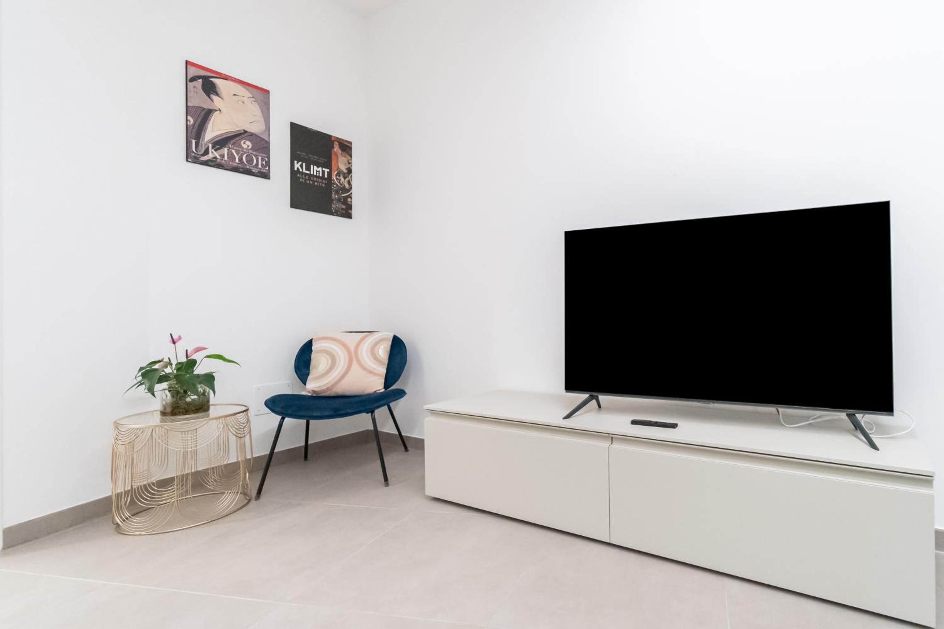 Urban Garden Lofts by Blue Velvet Livings