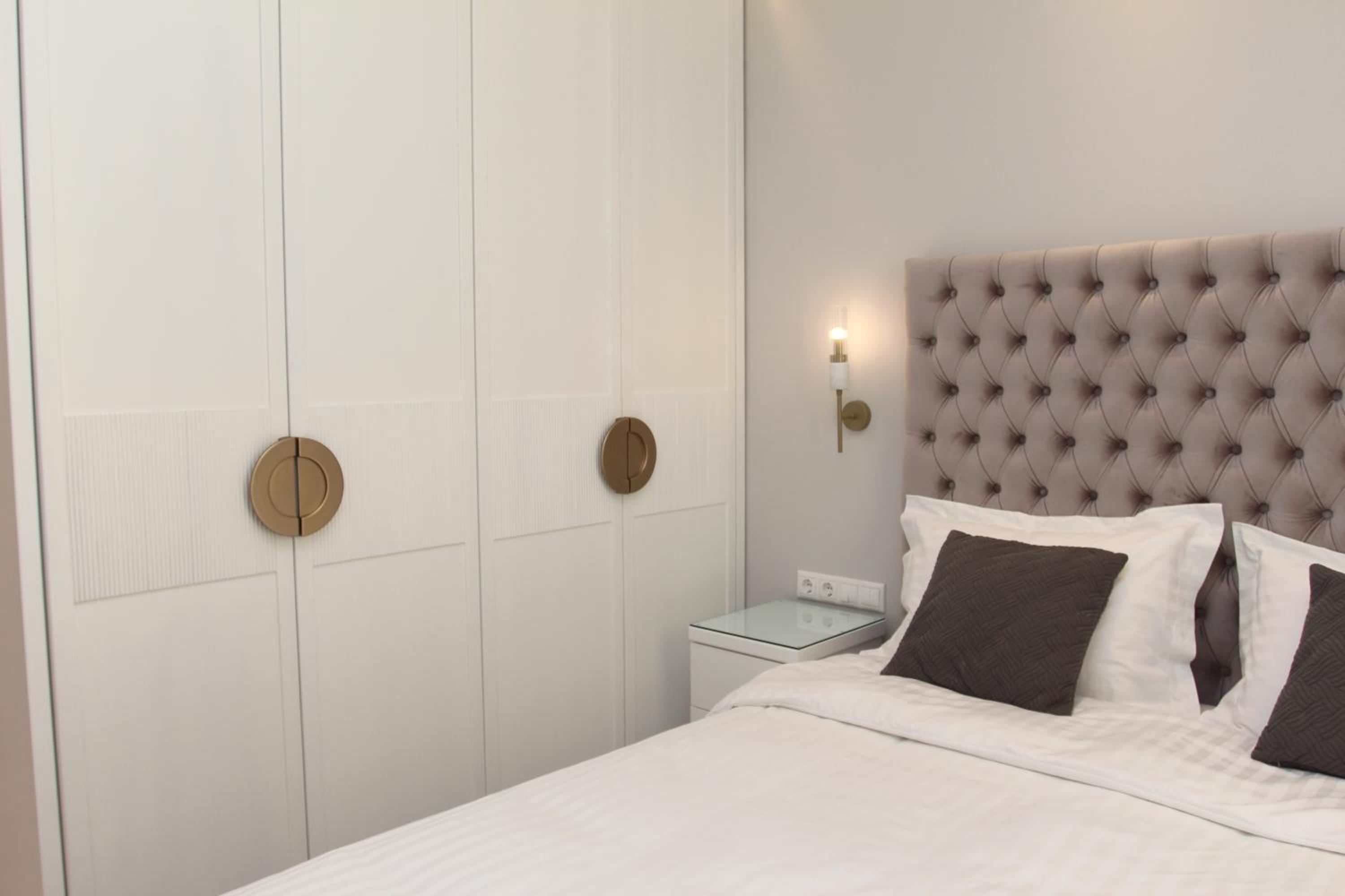central metropolis luxury living