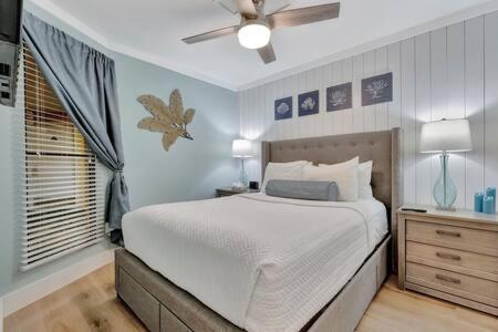 Oceans Pointe Nantucket inspired condo on the bay