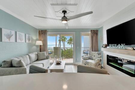 Oceans Pointe Nantucket inspired condo on the bay